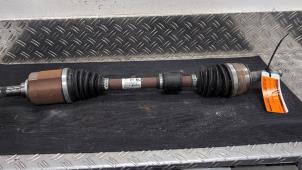 Gebruikte Cardanas links-voor (VWA) Dacia Duster (DJF) 1.2 TCE 130 12V Mild Hybrid 4x2 Prijs € 157,50 Margeregeling aangeboden door Autodemontagebedrijf van Boxtel