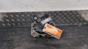 Gebruikte Dynamo Renault Master III (EV/HV/UV/VA/VB/VD/VF/VG/VJ) 2.3 dCi 150 16V FWD Prijs € 157,50 Margeregeling aangeboden door Autodemontagebedrijf van Boxtel