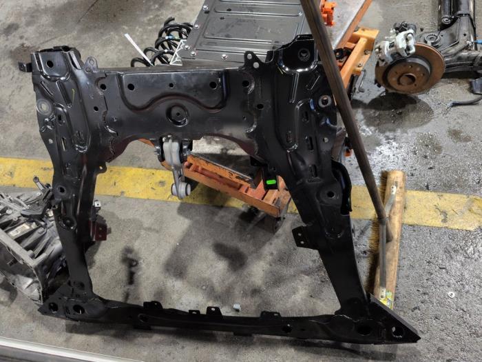 Gebruikte Subframe Dacia Bigster 1.8 Hybrid 155 16V Prijs € 525,00 Margeregeling aangeboden door Autodemontagebedrijf van Boxtel