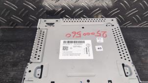 Gebruikte Radio module Renault Captur (2R) 1.2 TCE 16V EDC Prijs € 105,00 Margeregeling aangeboden door Autodemontagebedrijf van Boxtel