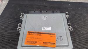 Gebruikte Computer Motormanagement Renault Arkana (RJLL) 1.3 TCe 140 16V Prijs € 157,50 Margeregeling aangeboden door Autodemontagebedrijf van Boxtel