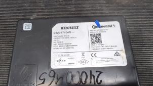 Gebruikte Radio module Renault Arkana (RJLL) 1.3 TCe 140 16V Prijs € 42,00 Margeregeling aangeboden door Autodemontagebedrijf van Boxtel