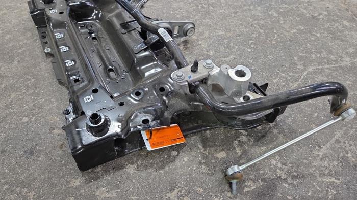 Subframe van een Renault Kangoo Express (RFK) 1.5 Blue dCi 115 2025