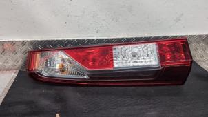Gebruikte Achterlicht links Renault Master III (FV) 2.3 dCi 125 16V FWD Prijs € 52,50 Margeregeling aangeboden door Autodemontagebedrijf van Boxtel