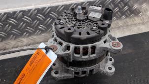 Gebruikte Dynamo Volkswagen Passat (3G2) 1.5 TSI 16V Prijs € 36,75 Margeregeling aangeboden door Autodemontagebedrijf van Boxtel