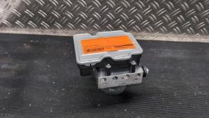 Gebruikte ABS Pomp Renault Megane E-Tech (RCB) 60 kWh Prijs € 157,50 Margeregeling aangeboden door Autodemontagebedrijf van Boxtel