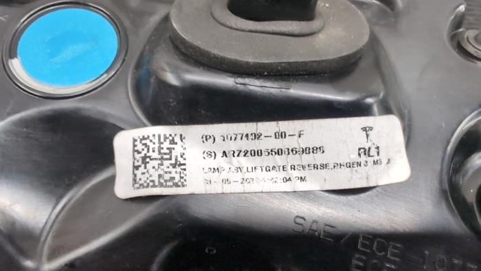 Achterlicht rechts van een Tesla Model 3 EV 2020