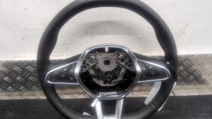 Gebruikte Stuurwiel Renault Trafic (1FL/2FL/3FL/4FL) 2.0 dCi 16V 170 Prijs € 210,00 Margeregeling aangeboden door Autodemontagebedrijf van Boxtel