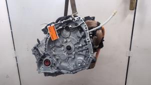 Gebruikte Versnellingsbak Dacia Duster (DJF) 1.6 Hybrid 140 16V Prijs € 2.625,00 Margeregeling aangeboden door Autodemontagebedrijf van Boxtel