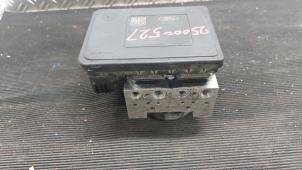 Gebruikte ABS Pomp Ford Fiesta 7 1.0 EcoBoost 12V 100 Prijs € 105,00 Margeregeling aangeboden door Autodemontagebedrijf van Boxtel