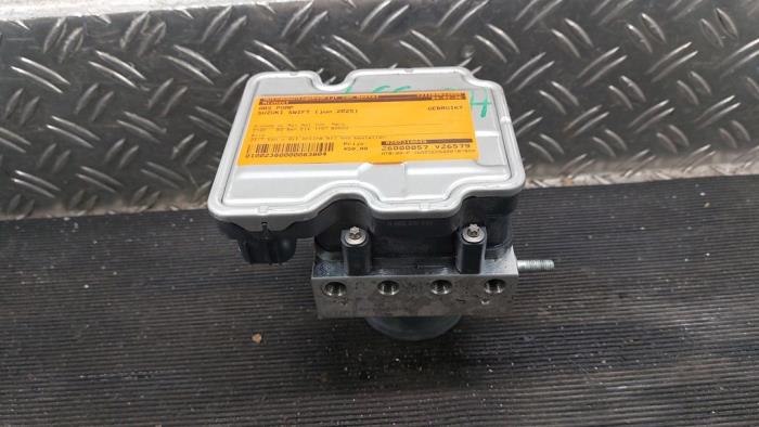 Gebruikte ABS Pomp Suzuki Swift (ZCE/ZDE) 1.2 VVT 12V Hybrid Prijs € 472,50 Margeregeling aangeboden door Autodemontagebedrijf van Boxtel