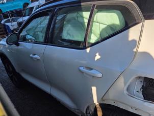 Gebruikte Deur 4Deurs links-achter Volvo XC40 (XZ) Recharge 70 kWh Prijs € 472,50 Margeregeling aangeboden door Autodemontagebedrijf van Boxtel