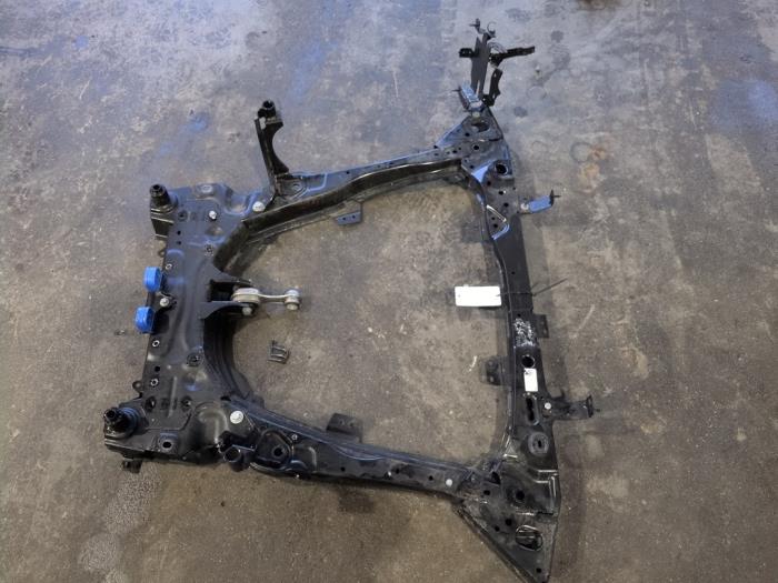 Gebruikte Subframe Dacia Duster (DJF) 1.2 TCE 130 12V Mild Hybrid 4x2 Prijs € 420,00 Margeregeling aangeboden door Autodemontagebedrijf van Boxtel
