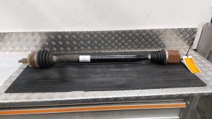 Gebruikte Aandrijfas rechts-voor Volkswagen Taigo 1.0 TSI 95 12V Prijs € 315,00 Margeregeling aangeboden door Autodemontagebedrijf van Boxtel