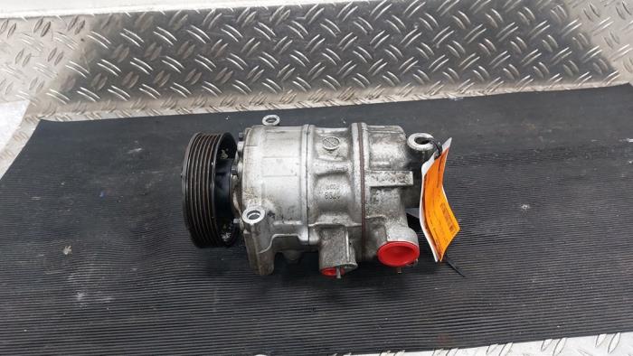 Gebruikte Pomp Airco Volkswagen Transporter T6 2.0 TDI 150 Prijs € 157,50 Margeregeling aangeboden door Autodemontagebedrijf van Boxtel