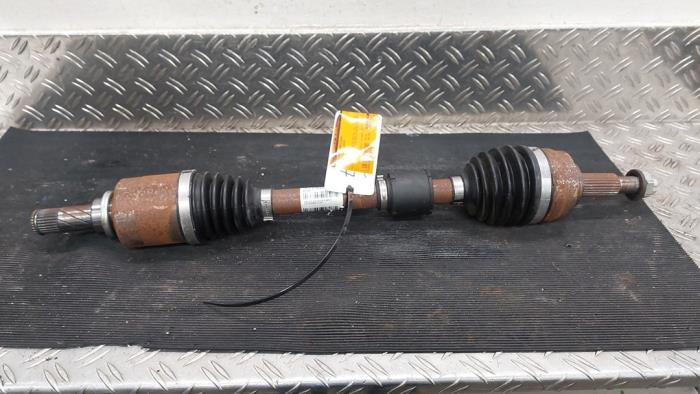 Gebruikte Steekas links-voor Renault Clio V (RJAB) 1.3 TCE 140 16V Prijs € 131,25 Margeregeling aangeboden door Autodemontagebedrijf van Boxtel