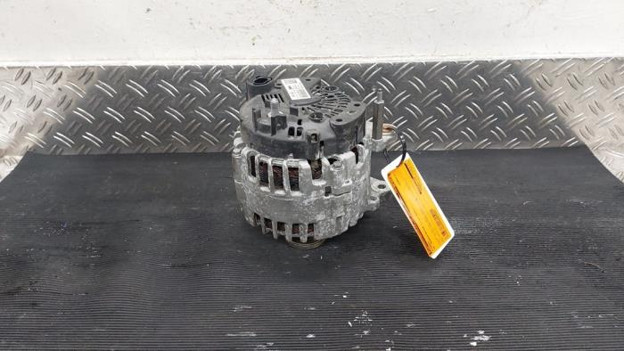 Gebruikte Dynamo Volkswagen Transporter T6 2.0 TDI 150 Prijs € 136,10 Margeregeling aangeboden door Autodemontagebedrijf van Boxtel