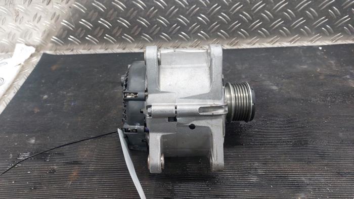 Gebruikte Dynamo Renault Clio V (RJAB) 1.5 Blue dCi 100 Prijs € 52,50 Margeregeling aangeboden door Autodemontagebedrijf van Boxtel