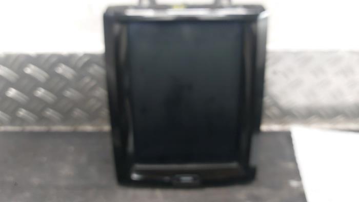 Gebruikte Display Multi Media regelunit Volvo XC60 II (UZ) 2.0 T5 16V Prijs € 210,00 Margeregeling aangeboden door Autodemontagebedrijf van Boxtel