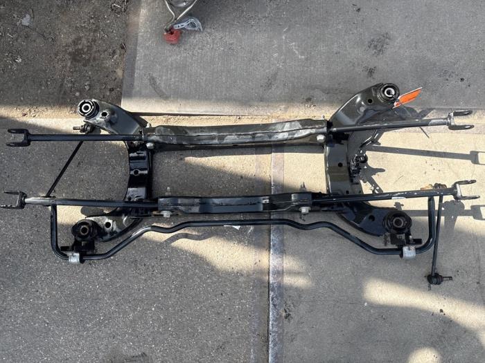 Gebruikte Subframe Renault Scenic E-Tech Electric (RCB) EV87 Prijs € 315,00 Margeregeling aangeboden door Autodemontagebedrijf van Boxtel