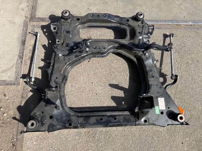 Gebruikte Subframe Renault Scenic E-Tech Electric (RCB) EV87 Prijs € 315,00 Margeregeling aangeboden door Autodemontagebedrijf van Boxtel