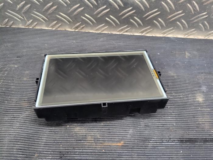 Gebruikte Display Interieur Renault Captur I (2R) 1.2 TCE 16V EDC Prijs € 52,50 Margeregeling aangeboden door Autodemontagebedrijf van Boxtel