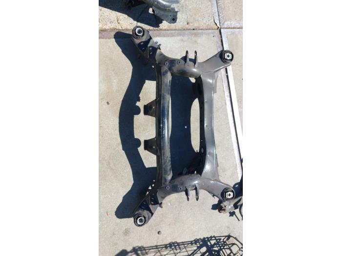 Gebruikte Subframe BMW 3 serie (G20) 320i 2.0 TwinPower Turbo 16V Prijs € 157,50 Margeregeling aangeboden door Autodemontagebedrijf van Boxtel