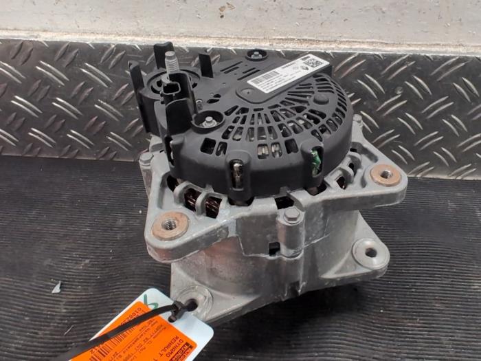 Gebruikte Dynamo Renault Trafic (1FL/2FL/3FL/4FL) 2.0 dCi 16V 170 Prijs € 183,75 Margeregeling aangeboden door Autodemontagebedrijf van Boxtel
