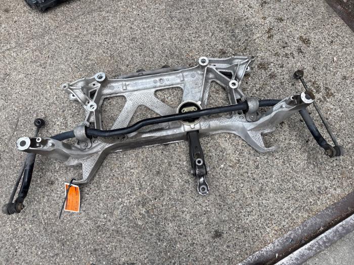 Gebruikte Subframe Volkswagen Passat Variant (3G5) 1.4 GTE 16V Prijs € 78,75 Margeregeling aangeboden door Autodemontagebedrijf van Boxtel