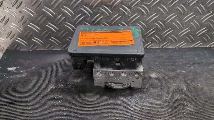 Gebruikte ABS Pomp Volkswagen Golf VIII (CD1) 2.0 GTI Clubsport 16V Prijs € 52,50 Margeregeling aangeboden door Autodemontagebedrijf van Boxtel