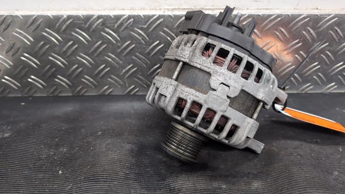 Gebruikte Dynamo Nissan Qashqai (J11) 1.3 DIG-T 160 16V Prijs € 21,00 Margeregeling aangeboden door Autodemontagebedrijf van Boxtel