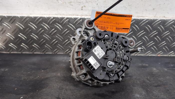 Gebruikte Dynamo Volkswagen Caddy IV 2.0 TDI 75 Prijs € 42,00 Margeregeling aangeboden door Autodemontagebedrijf van Boxtel
