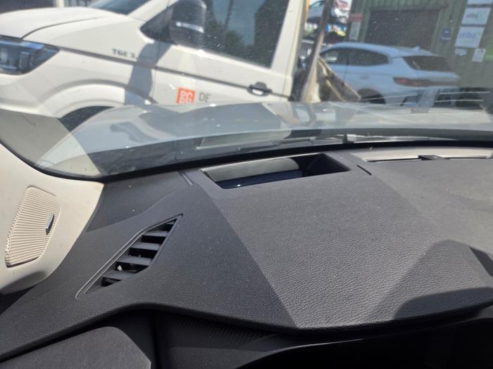 Gebruikte Head-up display Mitsubishi Outlander (GN) 2.4 16V PHEV 4x4 Prijs € 787,50 Margeregeling aangeboden door Autodemontagebedrijf van Boxtel