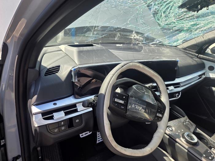 Gebruikte Display Interieur Kia Sportage (NQ5E) 1.6 T-GDi PHEV 16V Prijs € 997,50 Margeregeling aangeboden door Autodemontagebedrijf van Boxtel