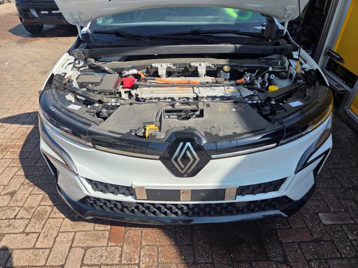 Gebruikte Motor Renault Megane E-Tech (RCB) 60 kWh Prijs € 2.100,00 Margeregeling aangeboden door Autodemontagebedrijf van Boxtel