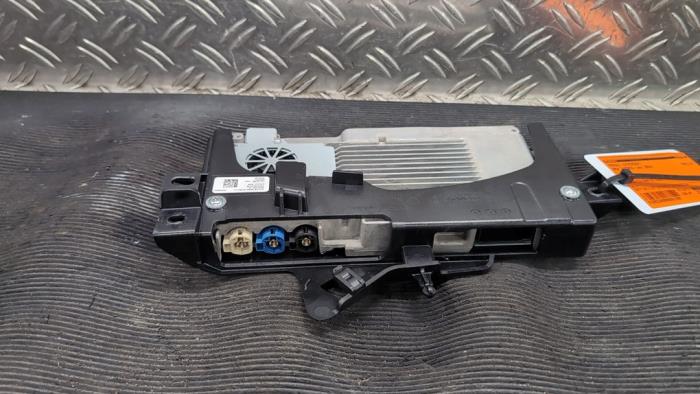 Gebruikte Module (diversen) BMW M760 (G70) 3.0 M760e xDrive Prijs € 183,75 Margeregeling aangeboden door Autodemontagebedrijf van Boxtel