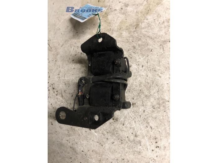 Gebruikte Bobine Hyundai Accent II/Excel II/Pony 1.3i 12V Hatchback Prijs € 15,00 Margeregeling aangeboden door Autobedrijf Brooks