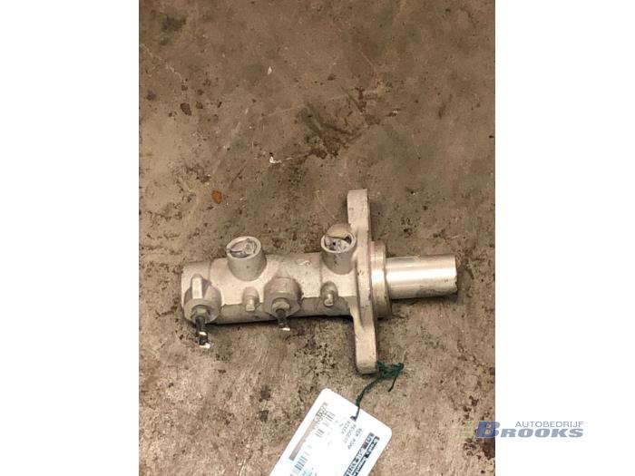 Gebruikte Rempomp Peugeot Boxer (U9) 2.2 HDi 120 Euro 4 Prijs € 20,00 Margeregeling aangeboden door Autobedrijf Brooks