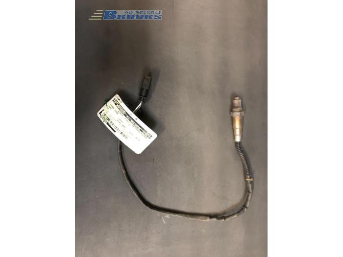 Gebruikte Lambda Sonde Audi A4 Avant (B6) 2.4 V6 30V Prijs € 40,00 Margeregeling aangeboden door Autobedrijf Brooks