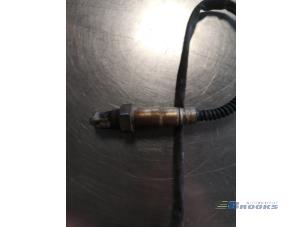 Lambda Sonde van een Audi A4 Avant (B6) 2.4 V6 30V 2003