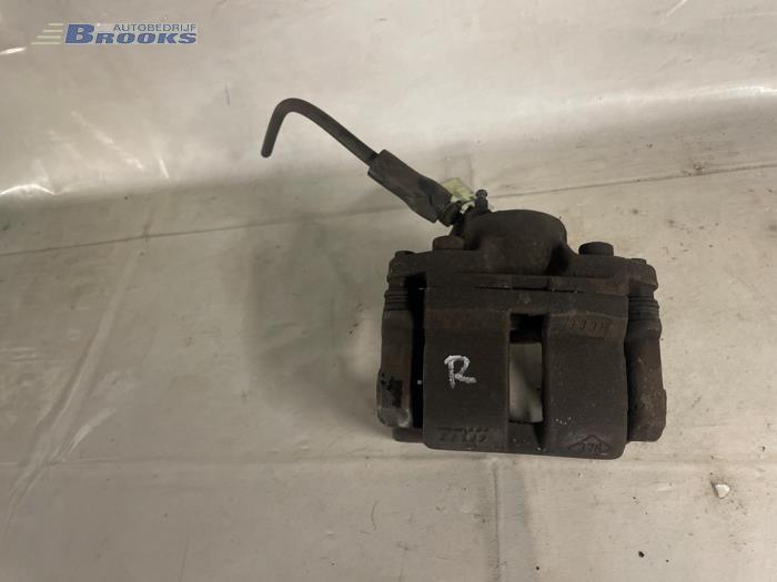 Remklauw (Tang) rechts-voor van een Renault Twingo II (CN) 1.2 16V GT TCE 2008