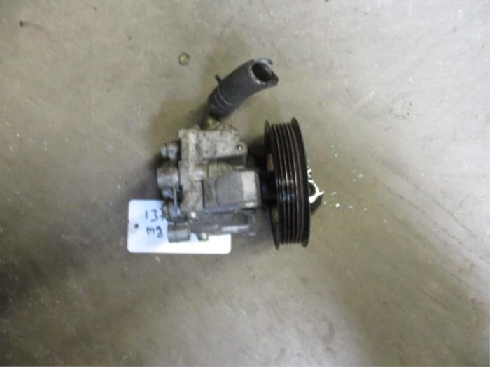 Gebruikte Servopomp Ford Transit Connect 1.8 Tddi Prijs € 32,00 Margeregeling aangeboden door Autobedrijf Brooks