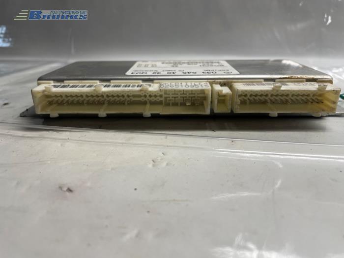 Esp computer van een Mercedes-Benz E (W211) 2.2 E-200 CDI 16V 2004