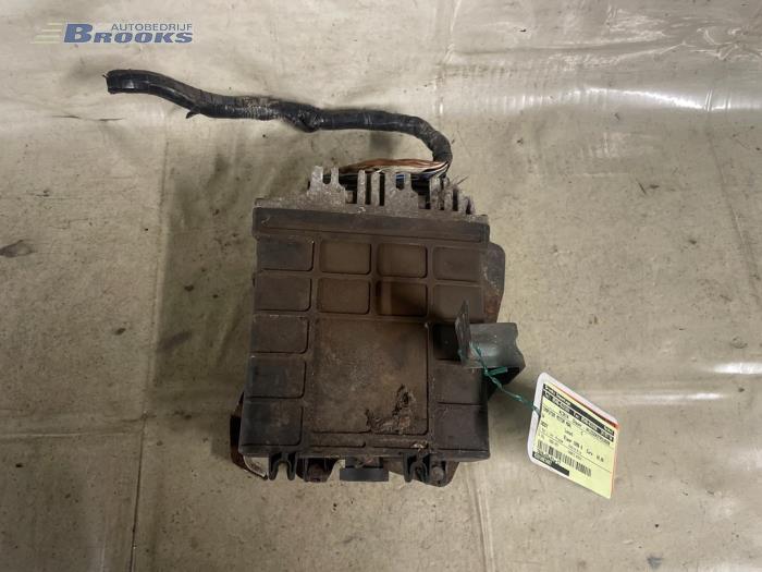 Gebruikte Computer Motormanagement Volkswagen Caddy II (9K9A) 1.9 SDI Prijs € 64,00 Margeregeling aangeboden door Autobedrijf Brooks