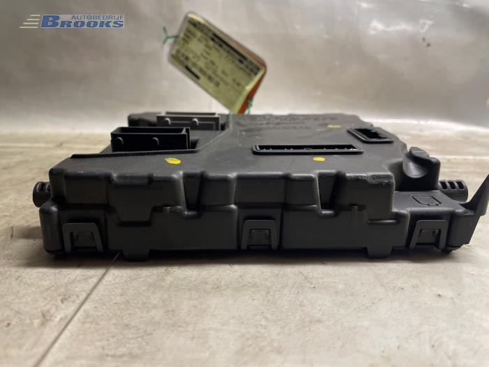 Computer Body Control van een Renault Kangoo Express (FW) 1.5 dCi 105 FAP 2008