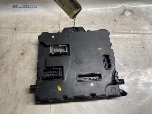 Computer Body Control van een Renault Kangoo Express (FW) 1.5 dCi 105 FAP 2008