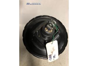 Gebruikte Rembekrachtiger Kia Sportage (JE) 2.0 CRDi 16V VGT 4x2 Prijs op aanvraag aangeboden door Autobedrijf Brooks