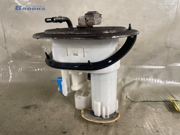 Gebruikte Tank element Pomp Kia Sportage (JE) 2.0 CRDi 16V VGT 4x2 Prijs op aanvraag aangeboden door Autobedrijf Brooks