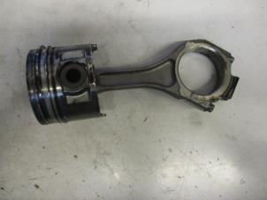 Gebruikte Zuiger Saab 9-5 Estate (YS3E) 3.0 TiD V6 24V Prijs op aanvraag aangeboden door Autobedrijf Brooks