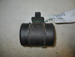 Gebruikte Luchtmassameter Opel Corsa D 1.3 CDTi 16V ecoFLEX Prijs € 32,00 Margeregeling aangeboden door Autobedrijf Brooks